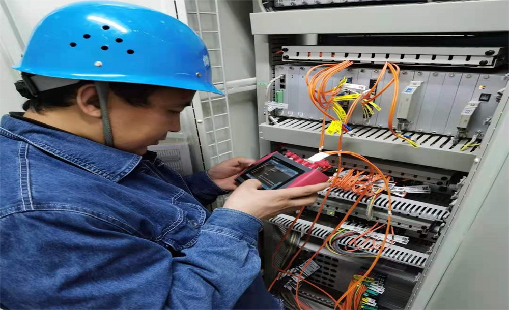 蘭州九州變DM5200現場調試培訓2